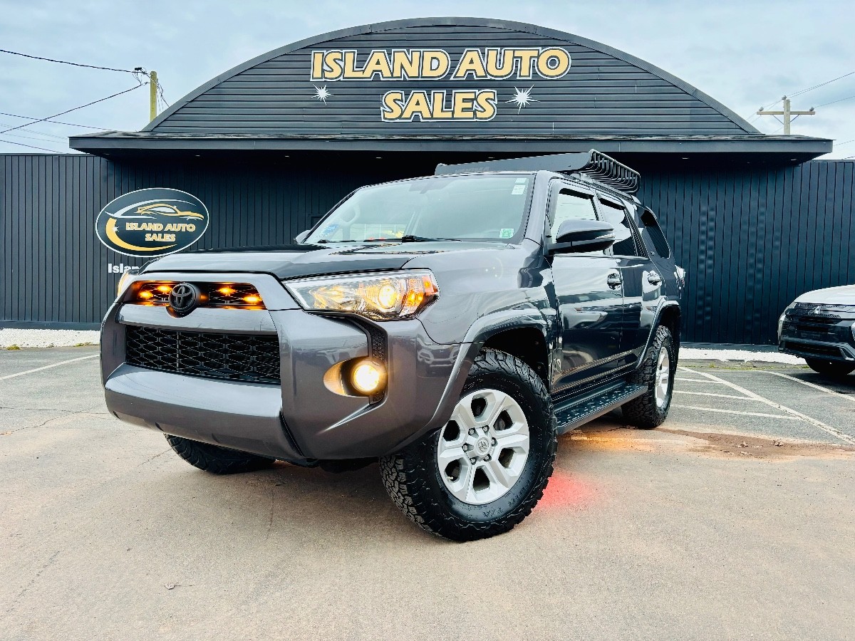 2019 Toyota 4RUNNER SR5 4X4 V6 7 SEATS